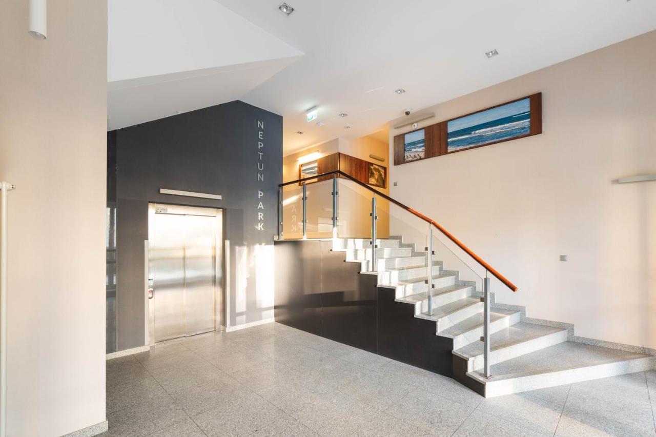 Greenwood With Terrace - Neptun Park By Oneapartments Gdańsk Zewnętrze zdjęcie